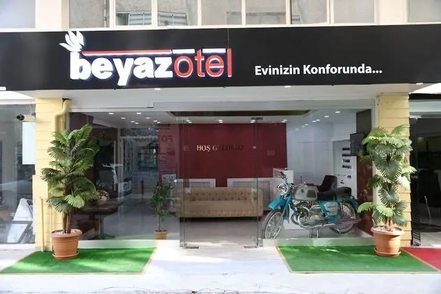 Beyaz Otel - Dış Mekan