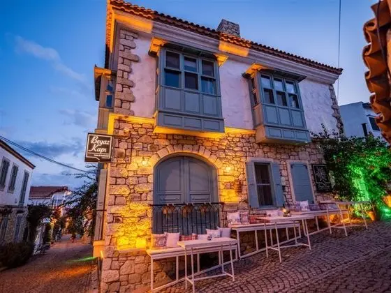 Beyaz Kapı Boutique Hotel