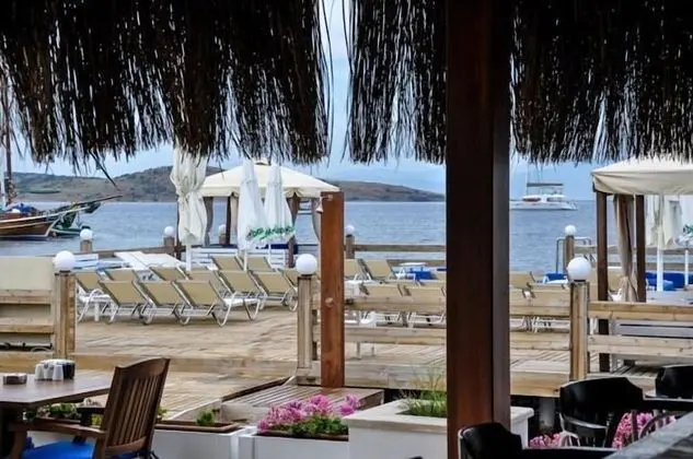Beyaz Suite Hotel - Plaj