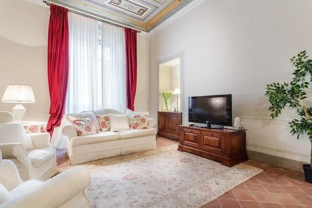 Beyond THE Extraordinary Romantic Quiet Spacious Apartment Next to Guinigi Tower