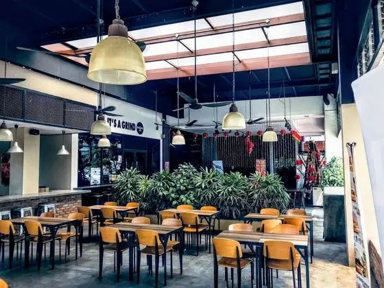 BFF at Kanvas Soho - Dış Mekan