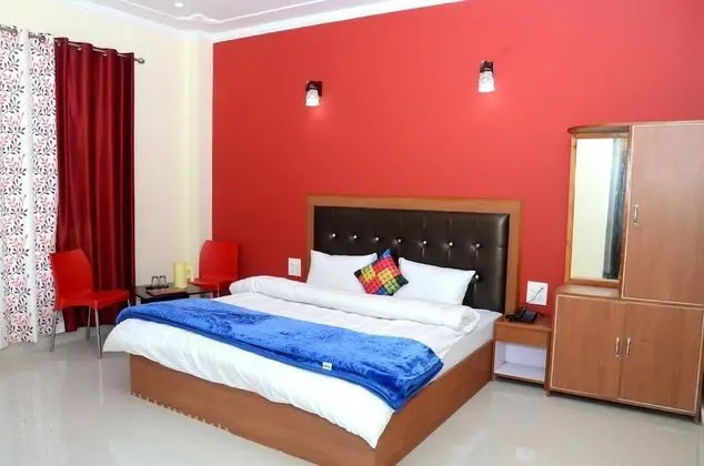 Hotel Bhagsu Sarovar Dharamshala