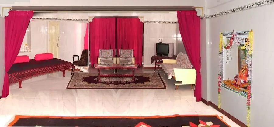 Bhanwar Vilas Guest House