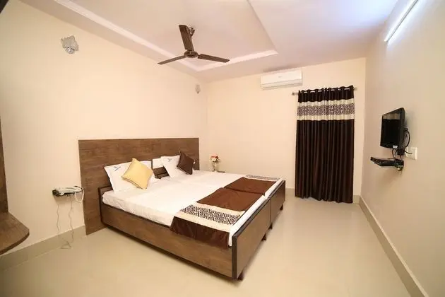 Hotel Bhavani Grand