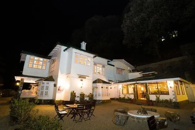 Bhikampur Lodge By Howard