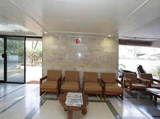 Hotel Bhooshan Sivajinagar