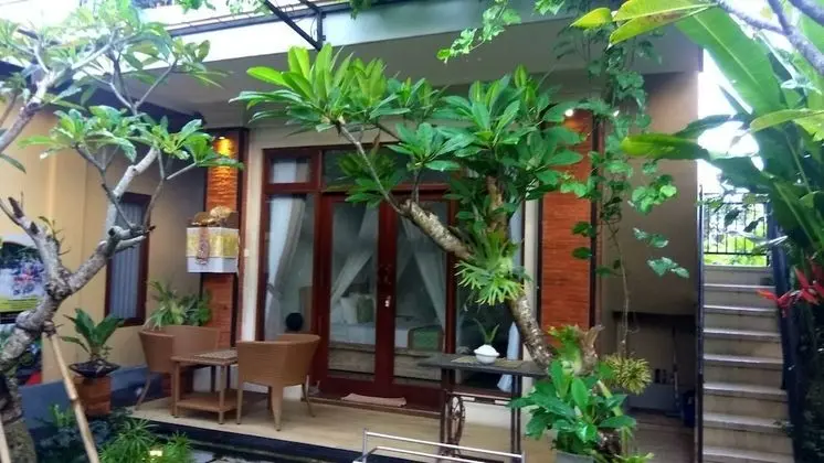 Bhuana Shanti Homestay