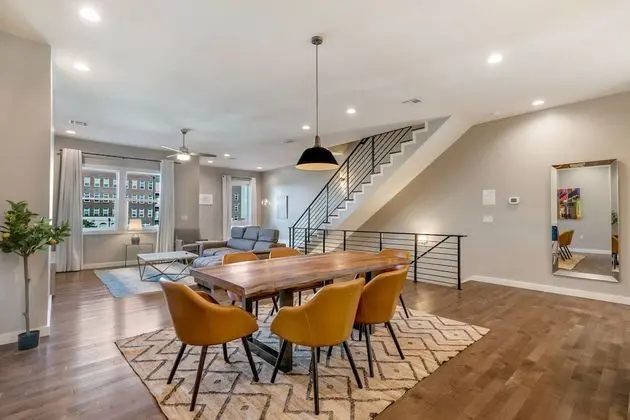 Bienville 4BR Stunning Townhouses Mid City - İç Mekan