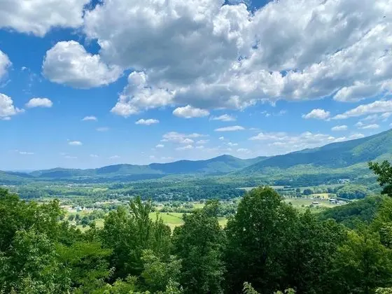 Big Bear Lodge in Sevierville