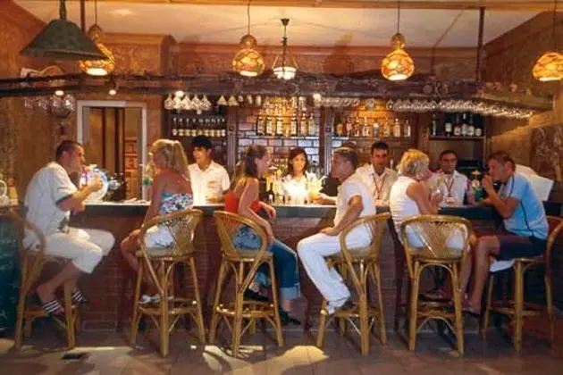 Big Blue Suite Hotel - Bar