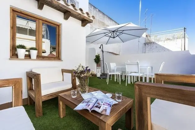 Big House for 7 pax With Private Terrace in the Center. Galera Terrace - 1