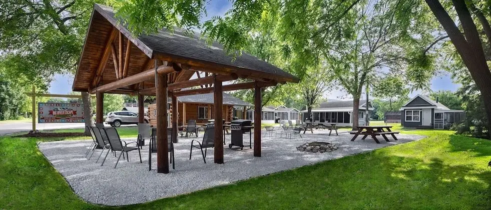 Big River Escape Riverside Cabins - Öne Çıkan Resim
