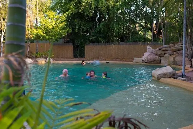 BIG4 Howard Springs Holiday Park - Havuz