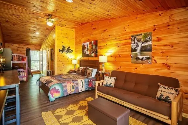 Bigfoot Lodge Room Two