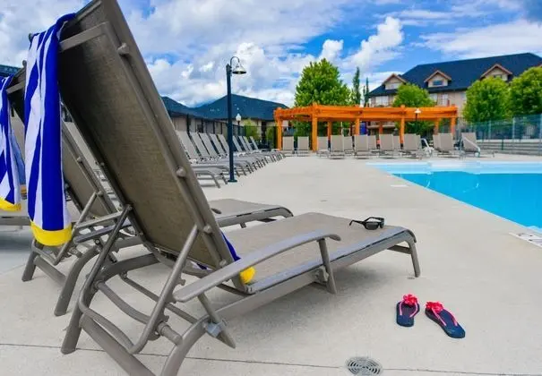Bighorn Meadows Resort - Havuz