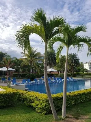 Bijao Beach Residences - Havuz