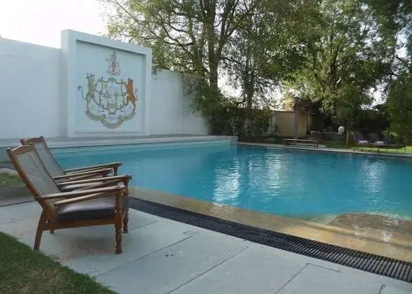 Bijay Niwas Palace 14 Kms from Rampura Agucha - Havuz