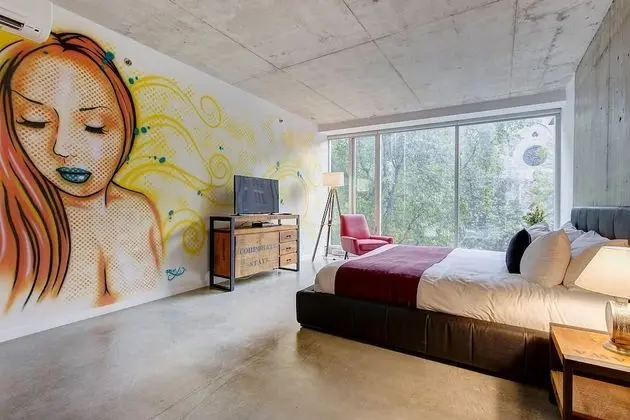 Bijoux Square Apartments