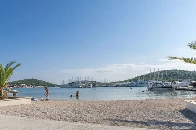 Bilja - 20 M From the sea - A3 - Plaj
