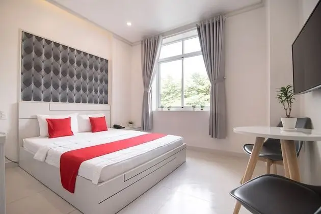Bin Bin Hotel 4 - Near Sunrise City D7 - Oda