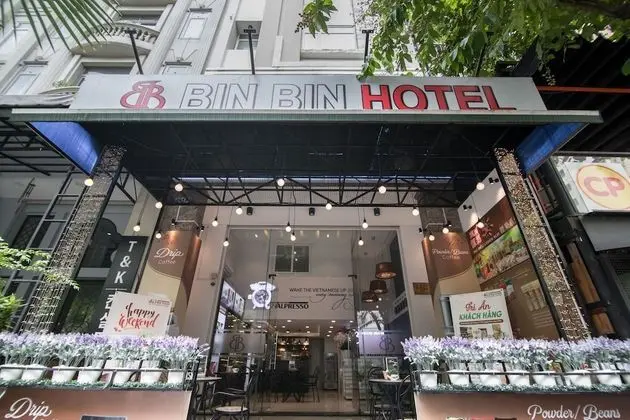 Bin Bin Hotel 6 Near SECC D7 - Dış Mekan