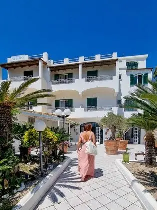 Villa Bina Sea Hotel - Dış Mekan