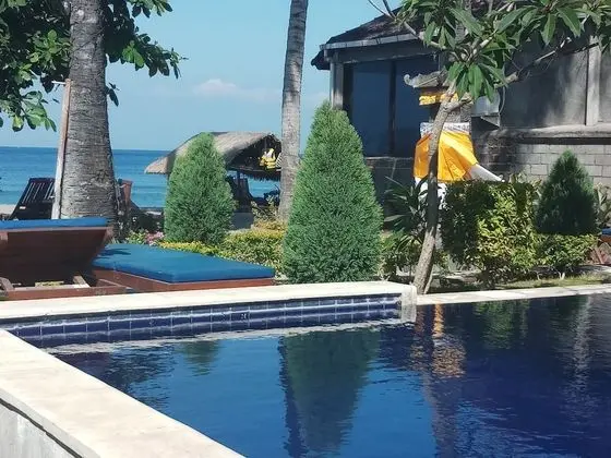 Bintang Beach Villas - Havuz