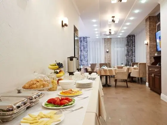 Hotel BIRCH YARD - Yerinde Yemek