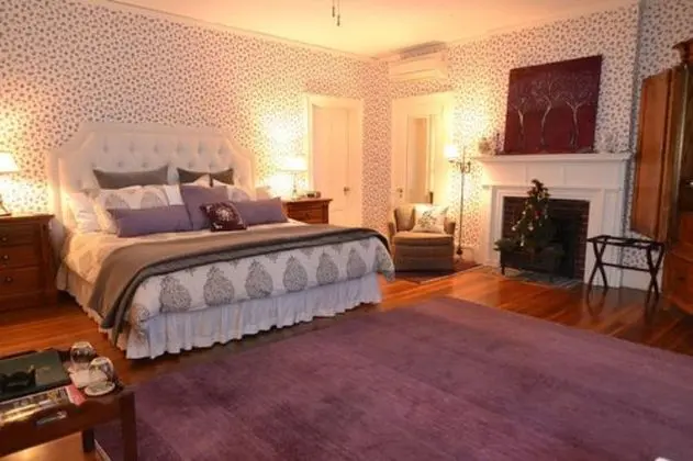 Birchwood Inn
