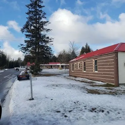 Birchwood Motel