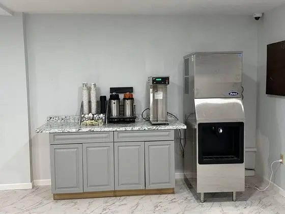 Birchwood Suites - Lobi
