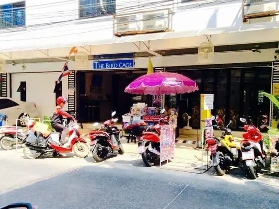 The Bird Cage Patong Guesthouse - Misafir Tesisleri ve Hizmetleri