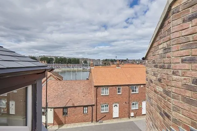 The Birds Nest - Whitby