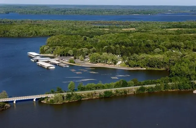 Birdsong Resort Marina Lakeside RV