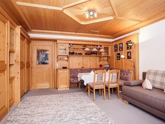 Birkenwald Seefeld in Tirol - Öne Çıkan Resim