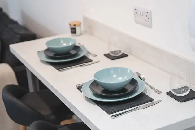 Birtin Works Apartments - Brand New - City Centre - Yerinde Yemek