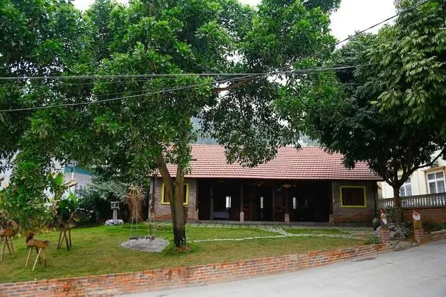 Bi's House