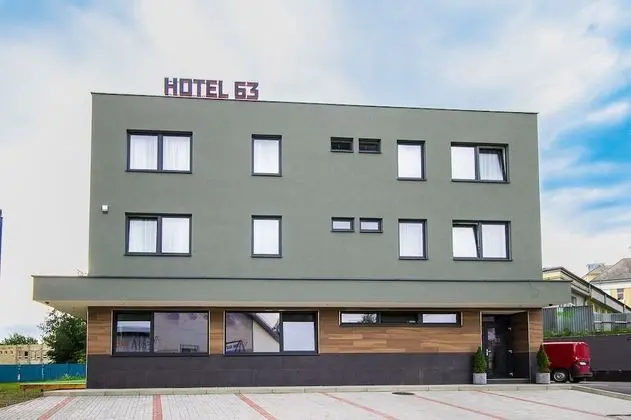 Hotel & Bistro 63