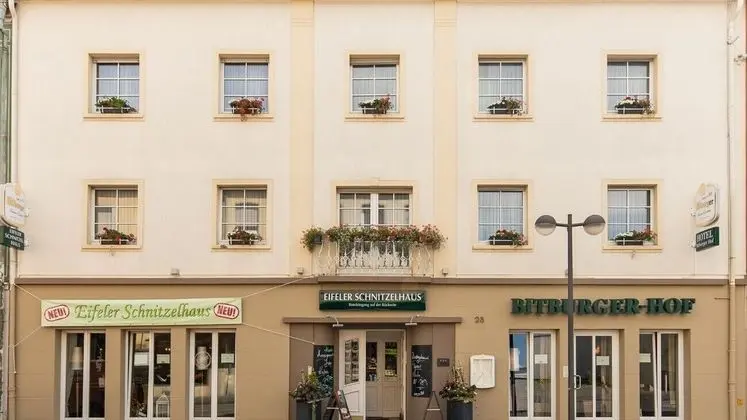 Hotel Bitburger Hof - 1