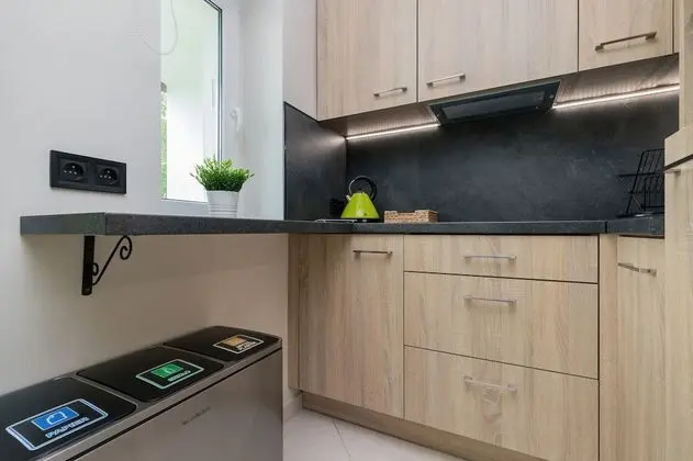 Bitwy pod Plowcami Apartment by Renters - Mutfak