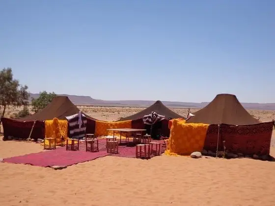 Bivouac Ouzina Porte De Sahara - Dış Mekan