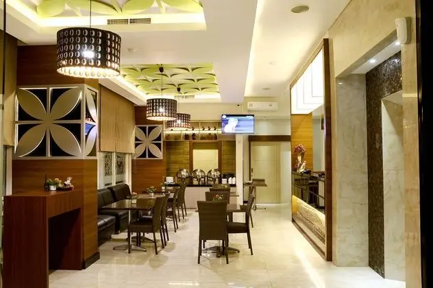 Biz Boulevard Hotel Manado