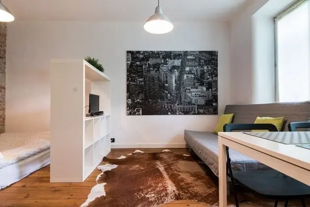 Bizzi LuxProchnika Studio