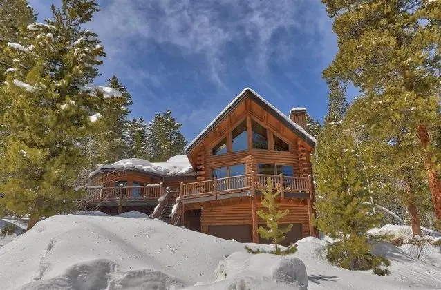 Black Bear Lodge Holiday Home 4 - Dış Mekan