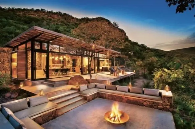 Black Bear Lodge