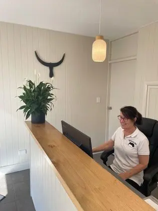 The Black Bull Motel - Lobi
