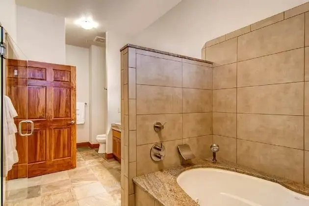 Black Canyon Inn Unit H1 Deluxe - Banyo Tipleri