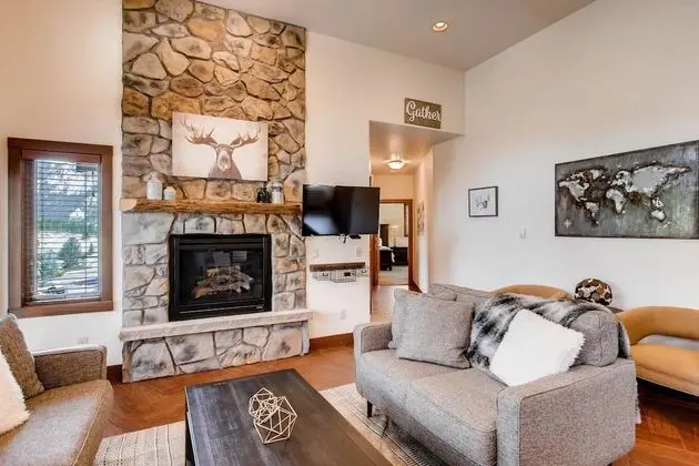 Black Canyon Inn Unit J2