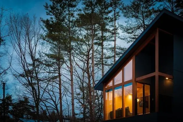 Black Crane Chalet