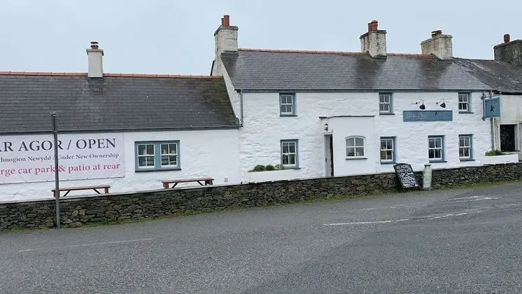 Black Lion Bed & Breakfast